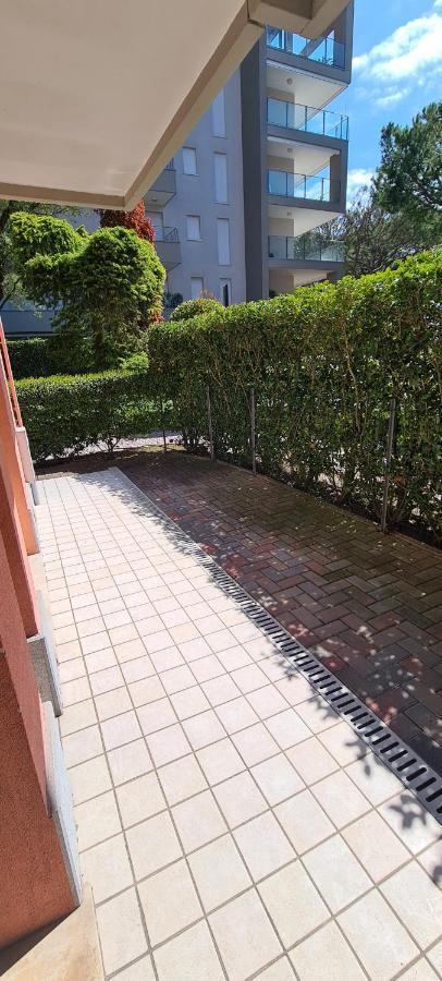 Residence Ipanema - Walterigato Apartments Solo Per Famiglie Лидо ди Йезоло Екстериор снимка