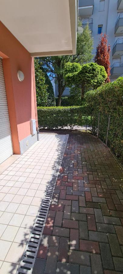 Residence Ipanema - Walterigato Apartments Solo Per Famiglie Лидо ди Йезоло Екстериор снимка